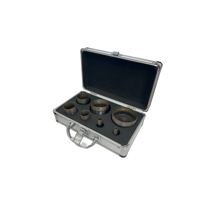 Urbji (virpots urbis, nepārtraukts dimanta komplekts) Ø10, 12, 20, 35, 40, 60, 68 mm + metāla kaste 7 vietām