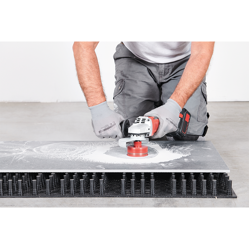 Daudzfunkcionāls gumijas spilventiņš Raimondi UP!, 59x59 cm